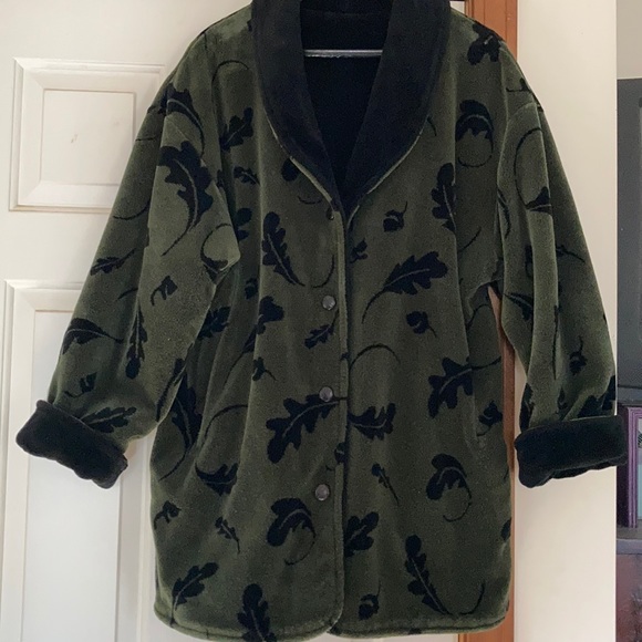 Reversable Fleece Coat - Picture 7 of 16